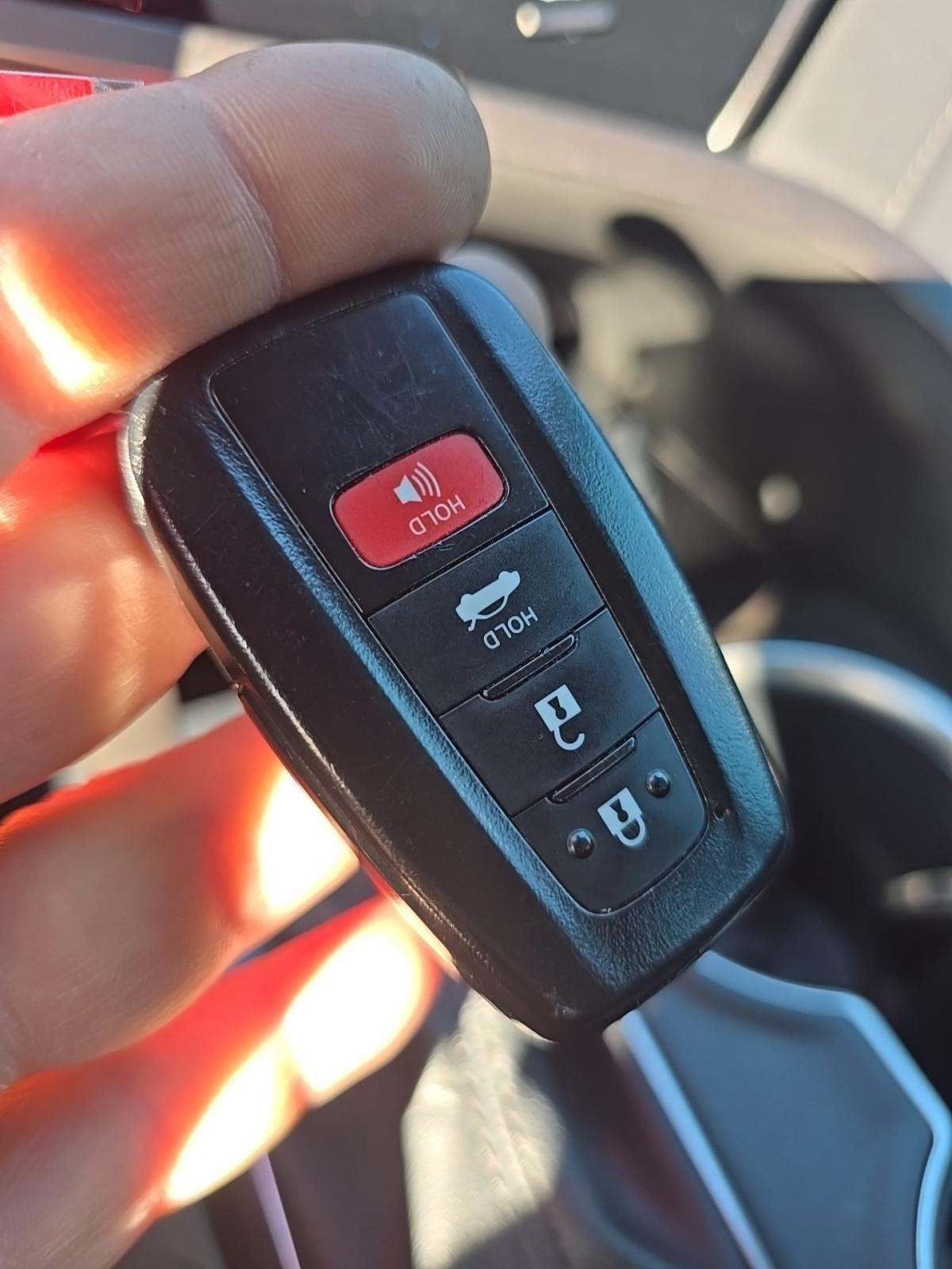 2021 Toyota Camry XLE FWD