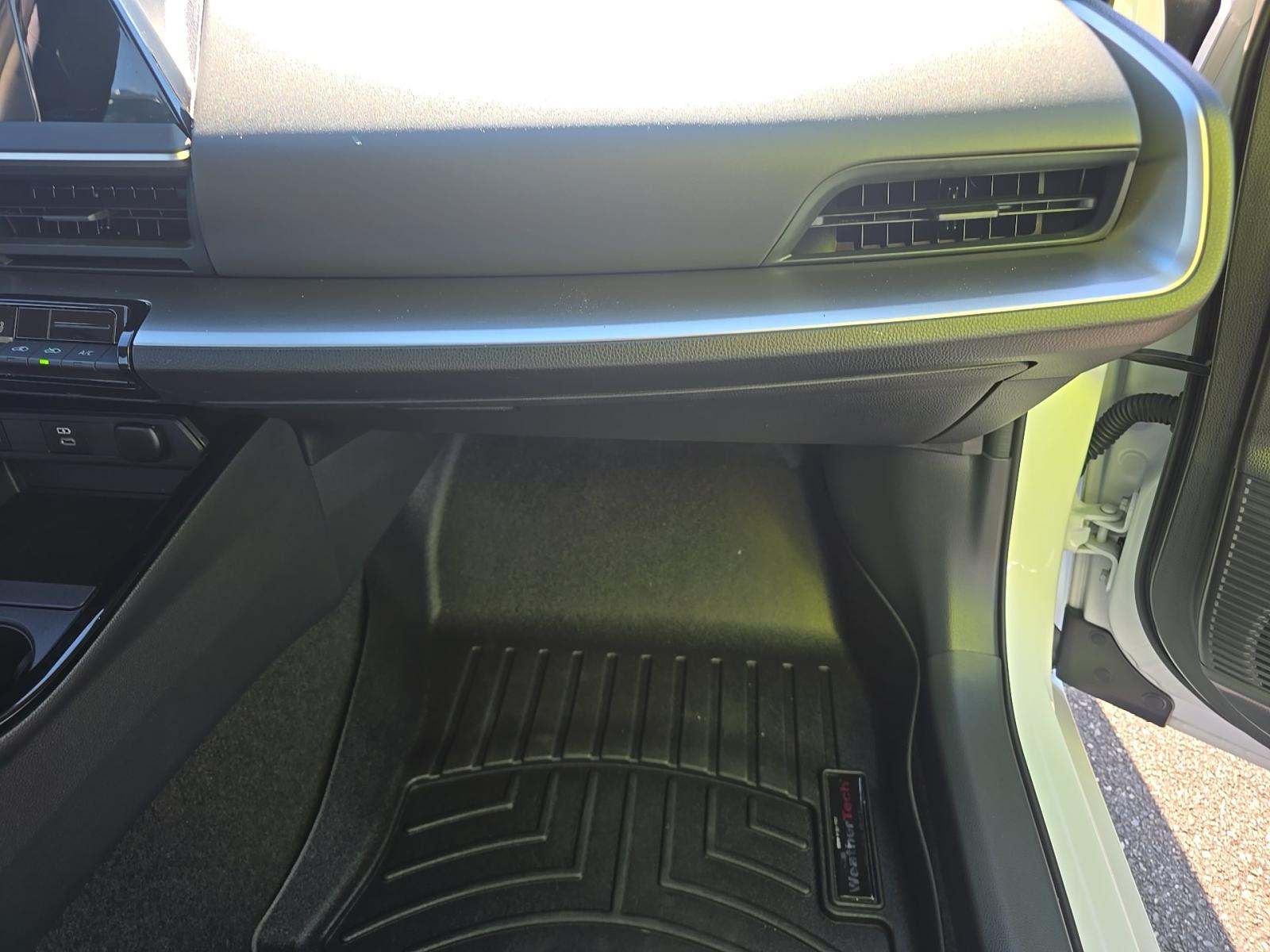 2024 Toyota Prius LE FWD