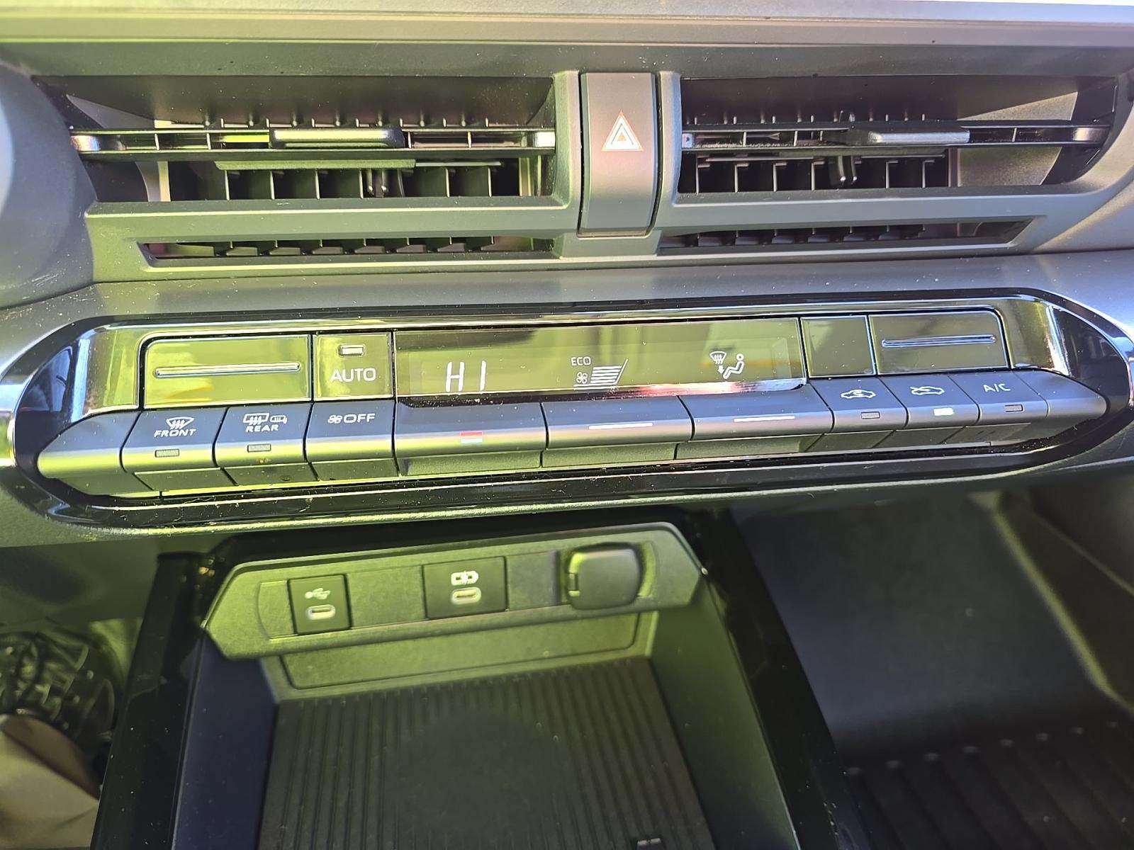 2024 Toyota Prius LE FWD