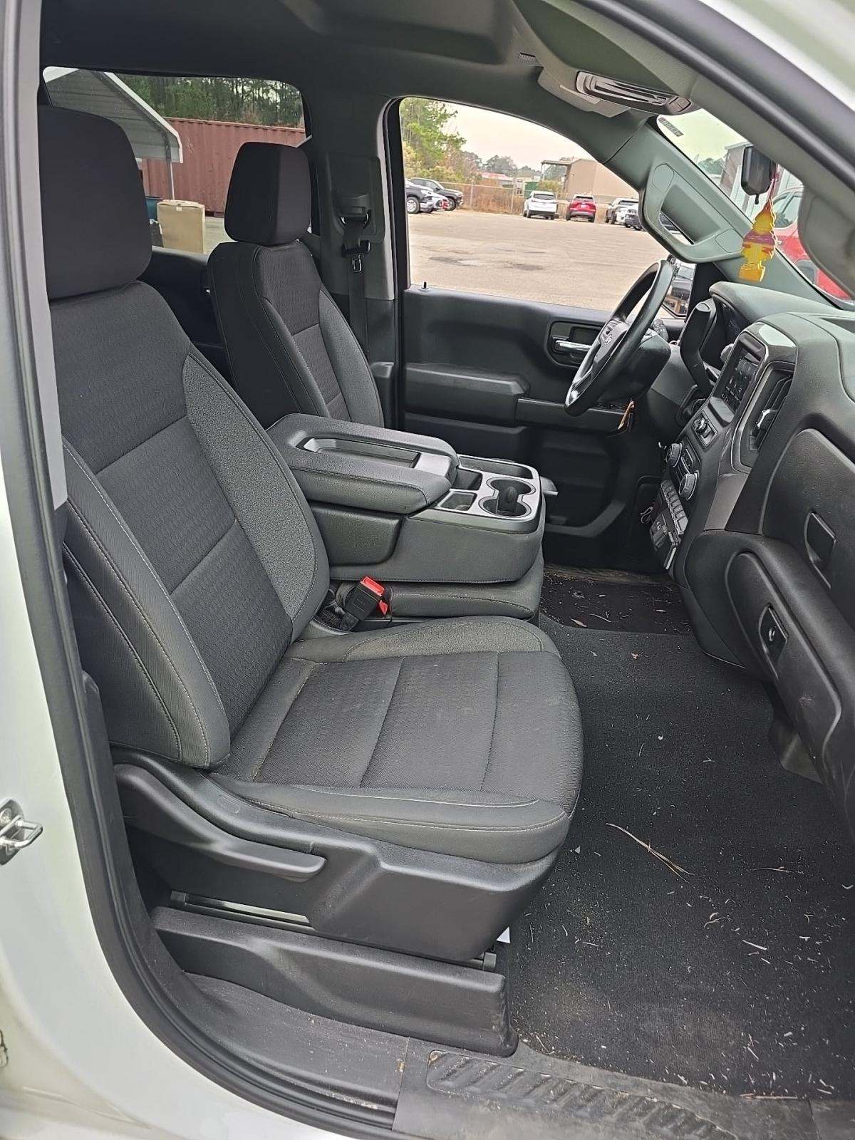 2022 Chevrolet Silverado 1500 Custom RWD