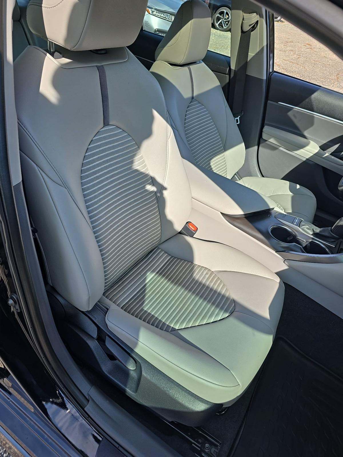 2024 Toyota Camry SE FWD