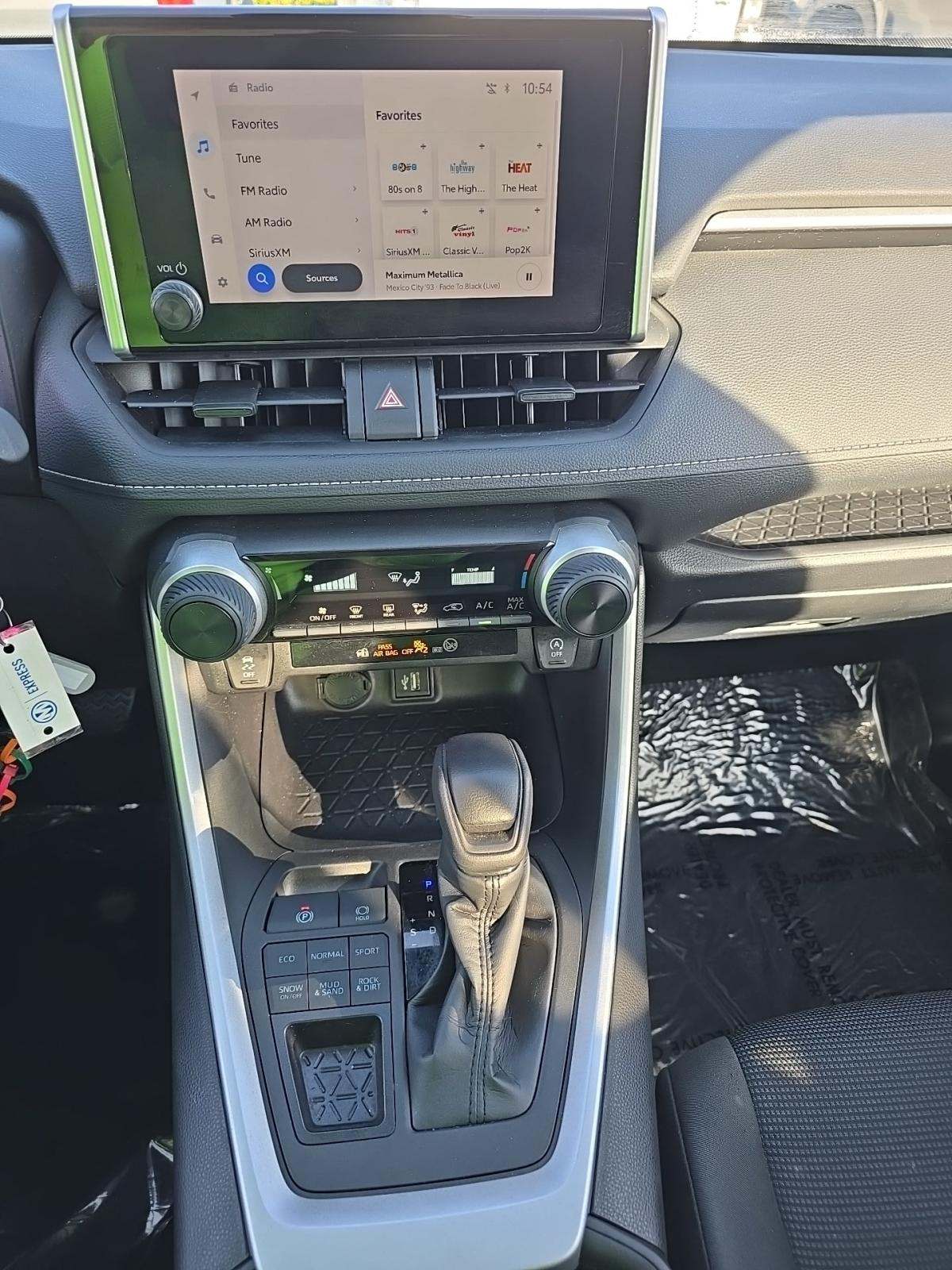 2024 Toyota RAV4 LE AWD