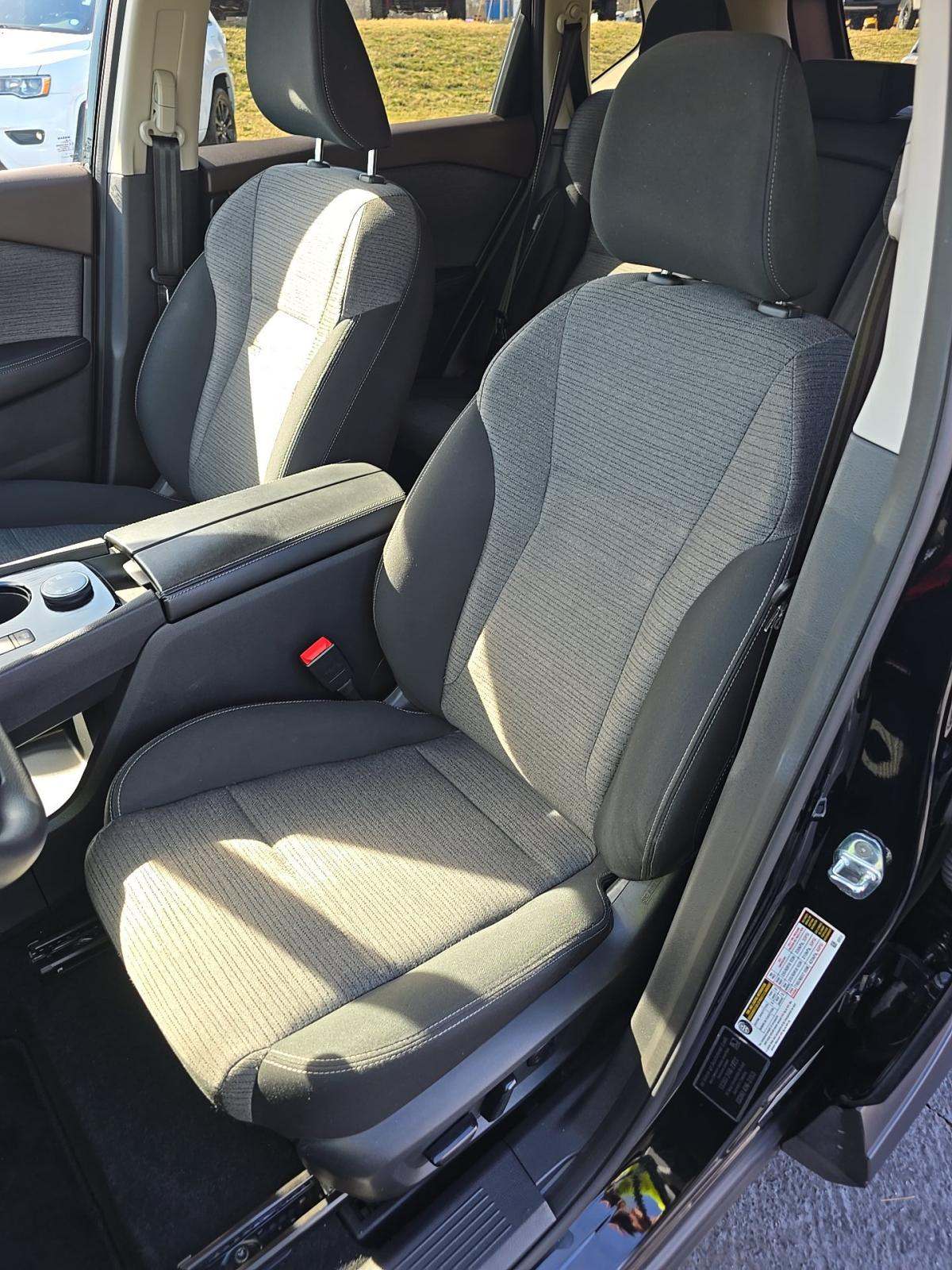 2022 Nissan Rogue SV AWD