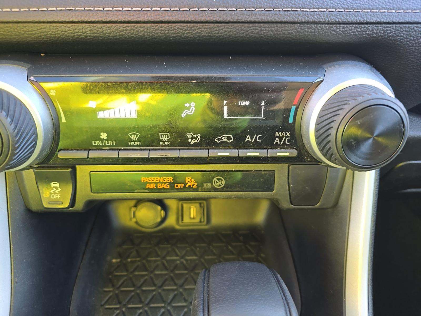 2021 Toyota RAV4 LE FWD