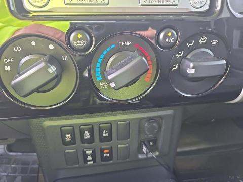 2013 Toyota FJ Cruiser Base AWD