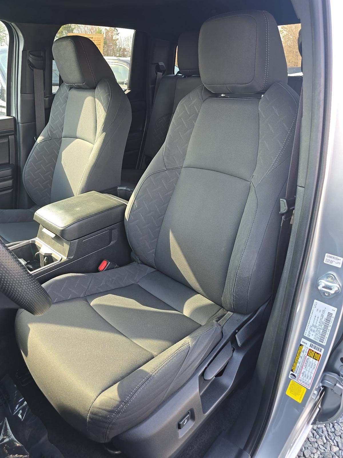 2024 Toyota Tacoma SR5 RWD