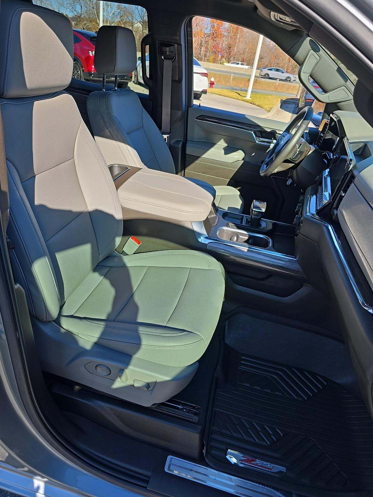 2024 Chevrolet Silverado 1500 LTZ AWD