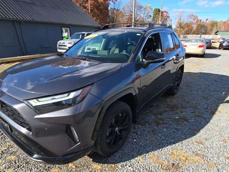 2022 Toyota RAV4 Hybrid XSE AWD
