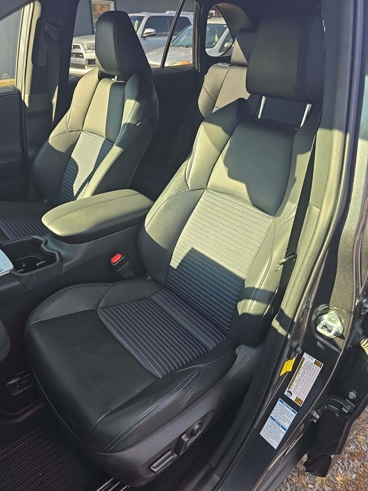 2022 Toyota RAV4 Hybrid XSE AWD