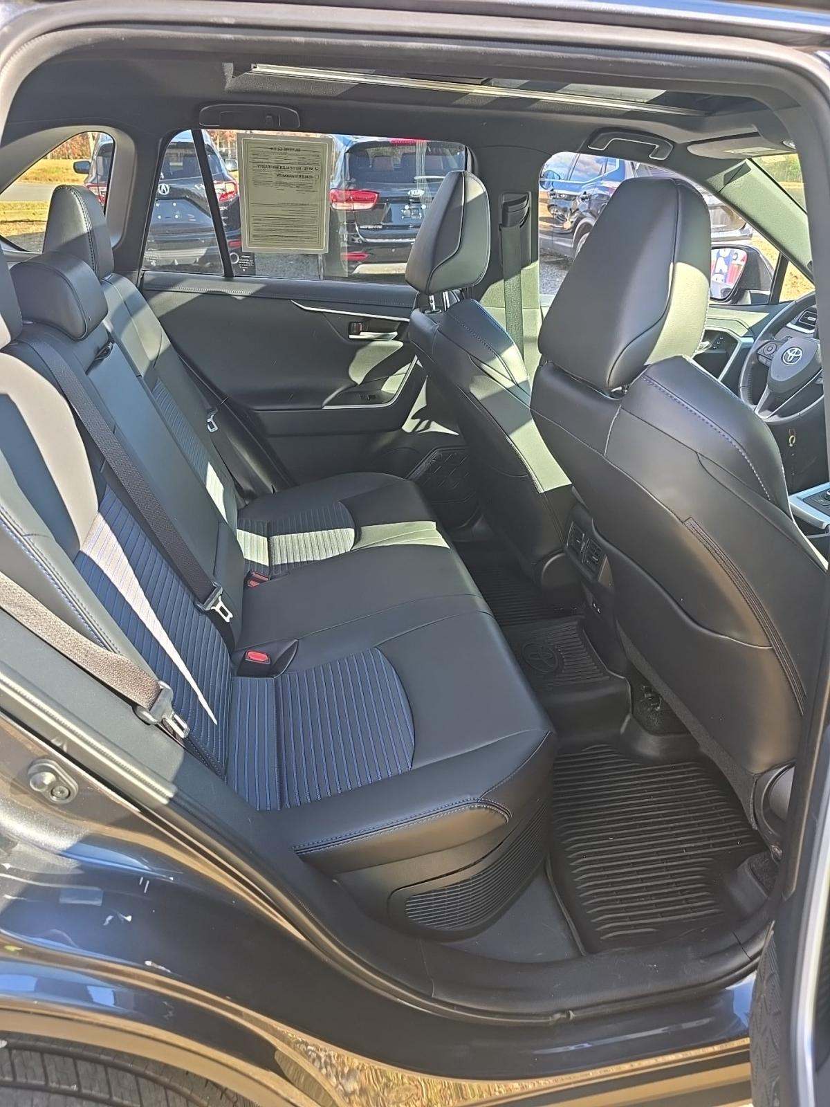 2022 Toyota RAV4 Hybrid XSE AWD