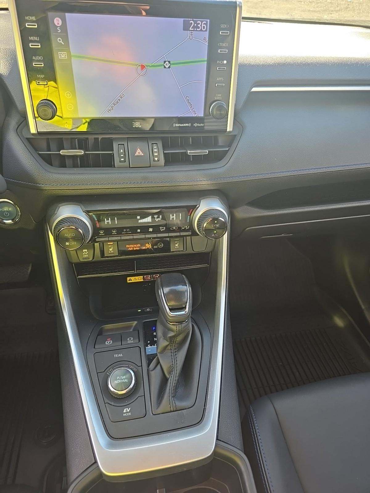 2022 Toyota RAV4 Hybrid XSE AWD