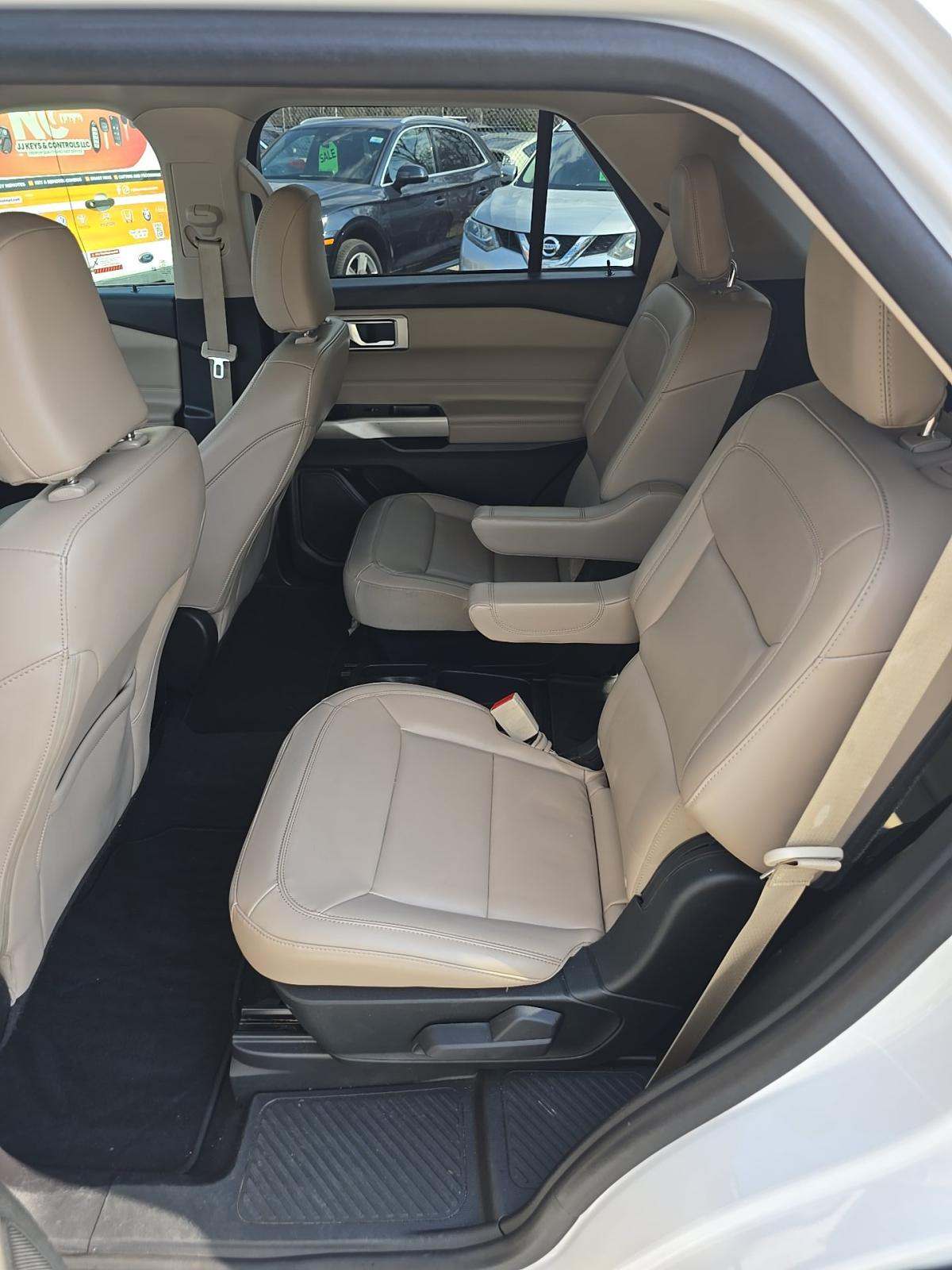 2021 Ford Explorer XLT RWD