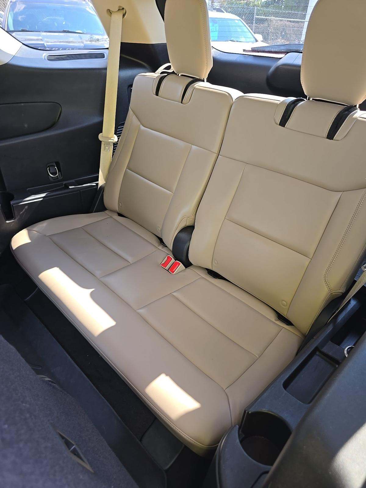 2021 Ford Explorer XLT RWD