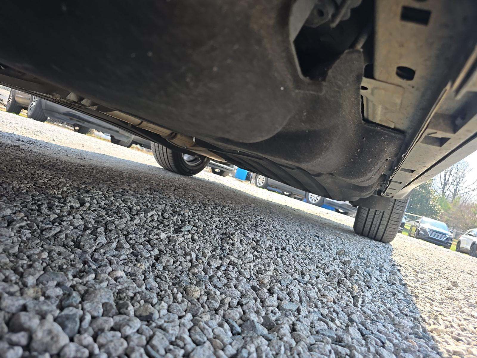 2021 Ford Explorer XLT RWD