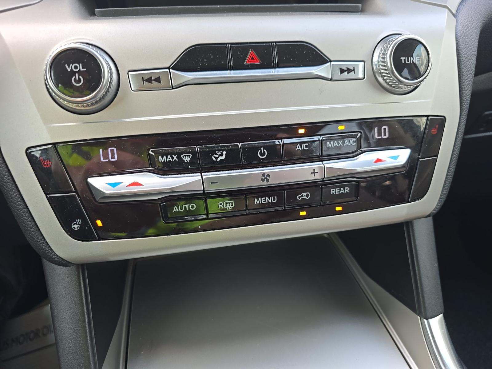 2021 Ford Explorer XLT RWD