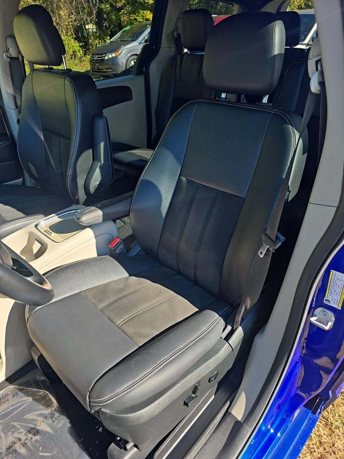 2019 Dodge Grand Caravan SXT FWD