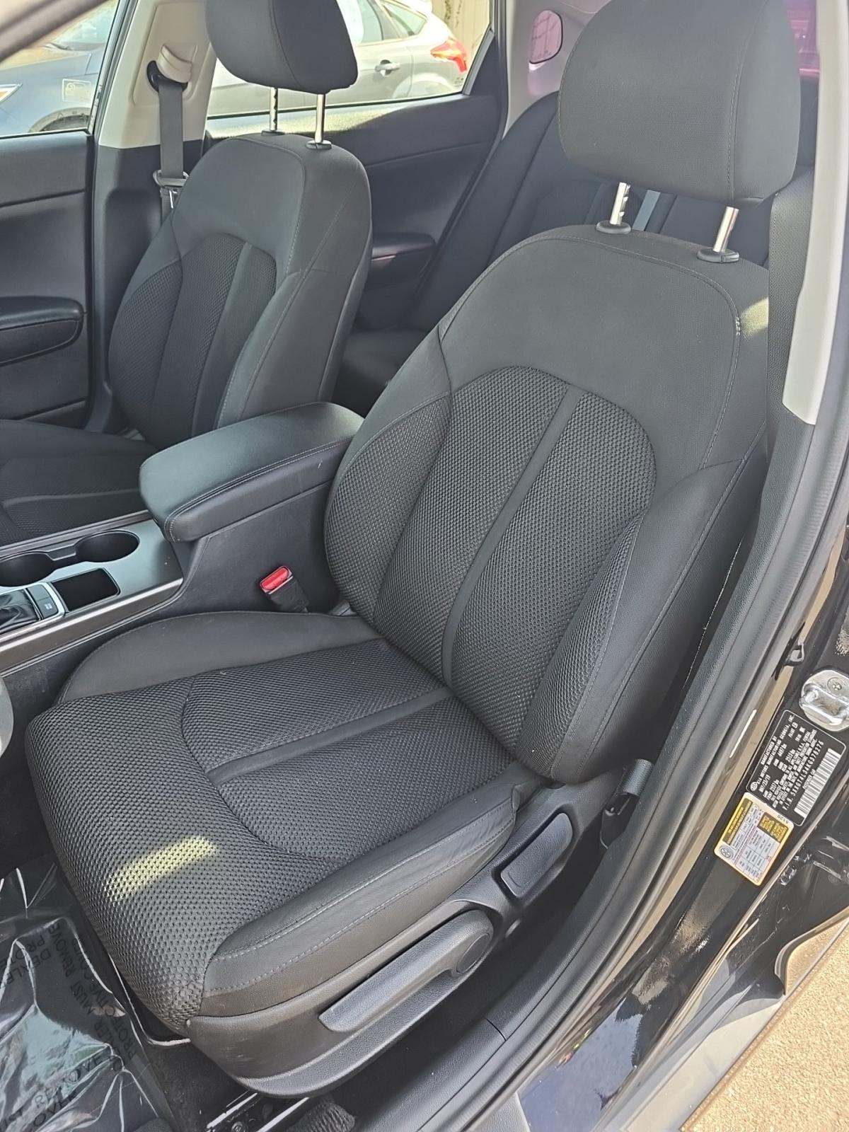 2019 Kia Optima LX FWD