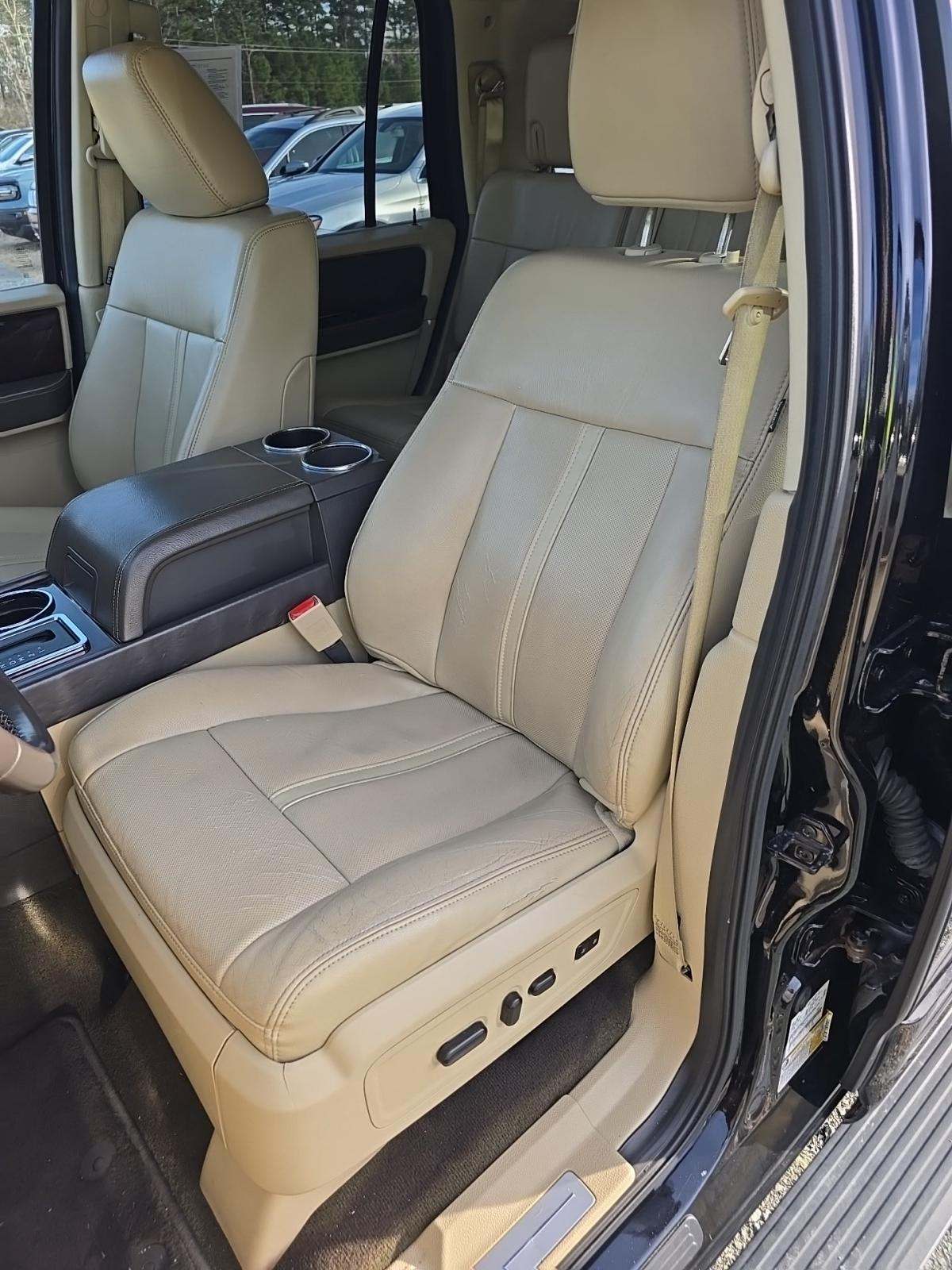 2017 Lincoln Navigator Reserve AWD