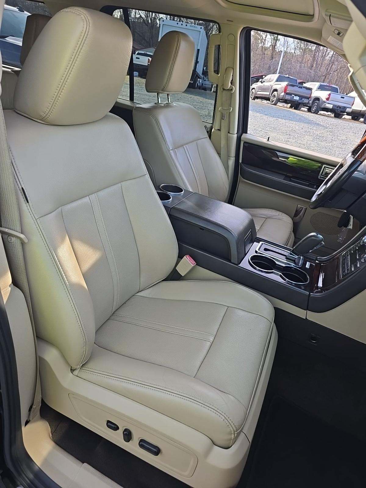 2017 Lincoln Navigator Reserve AWD