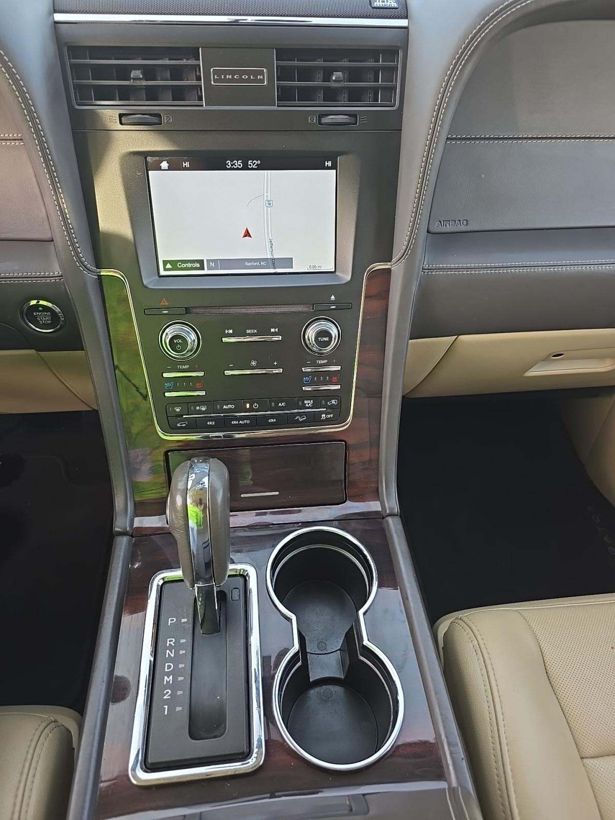 2017 Lincoln Navigator Reserve AWD