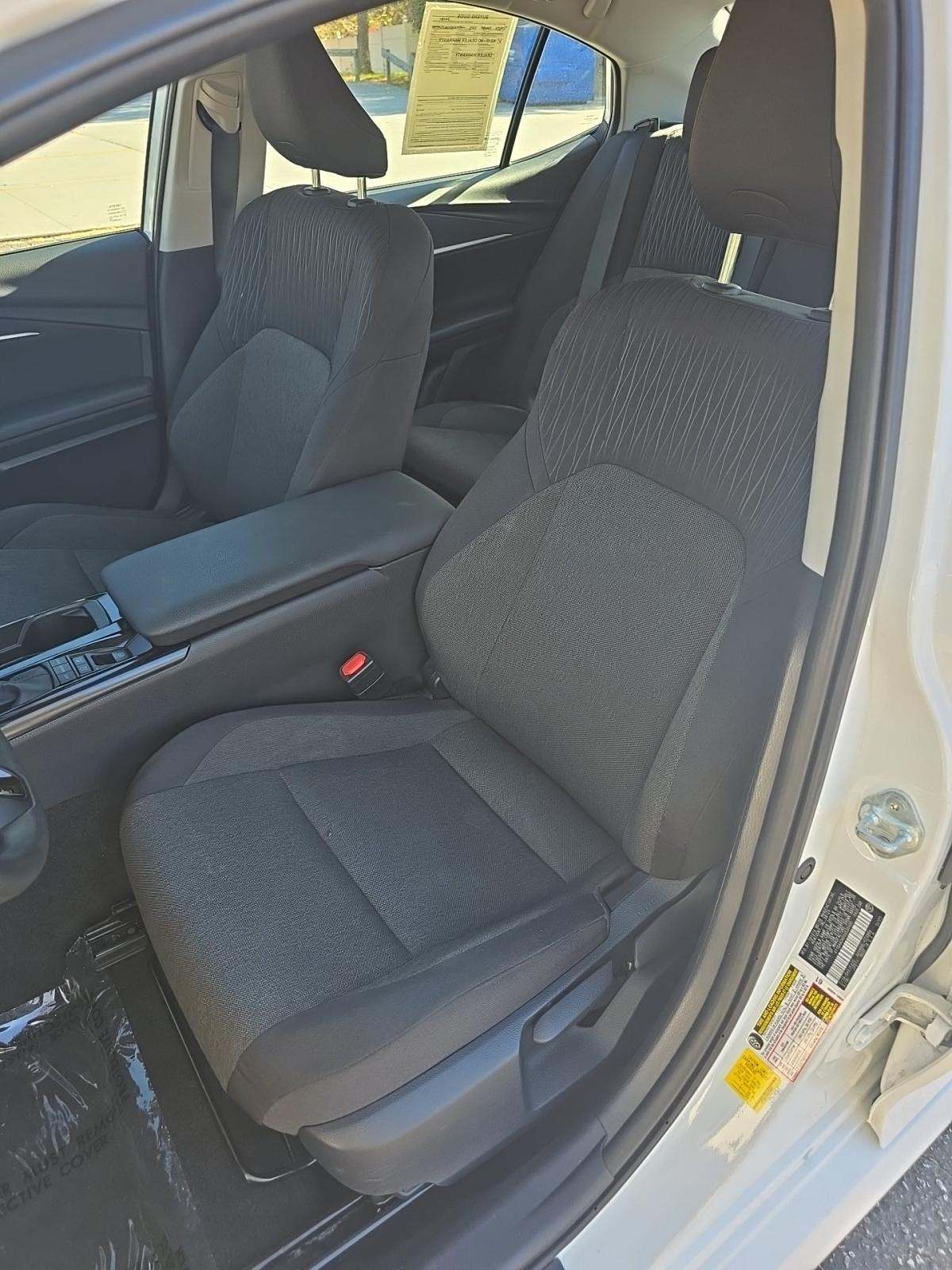 2025 Toyota Camry LE FWD