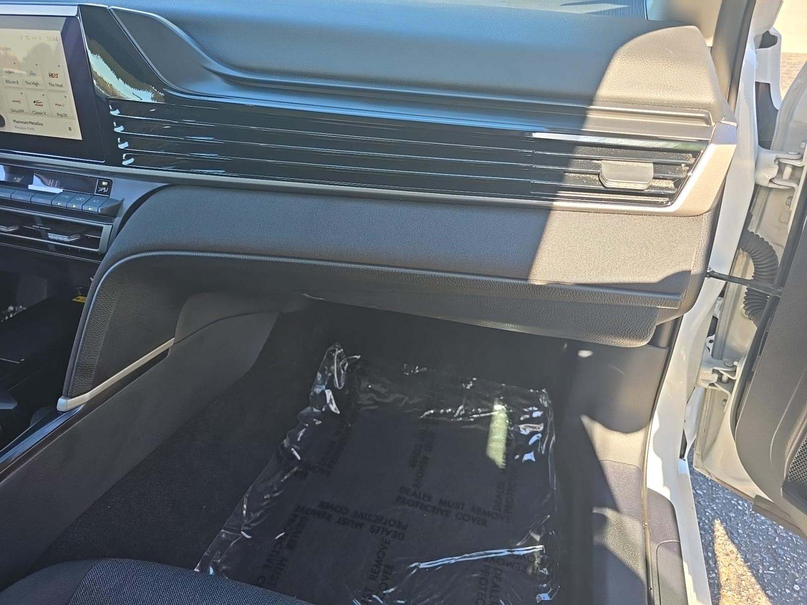 2025 Toyota Camry LE FWD