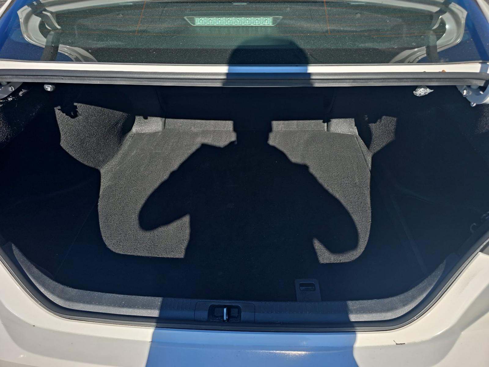 2025 Toyota Camry LE FWD