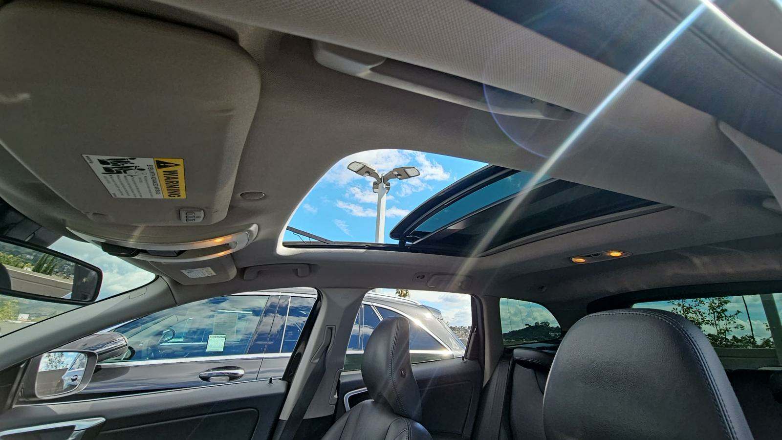 2015 Volvo XC60 T5 Drive-E Premier Plus FWD