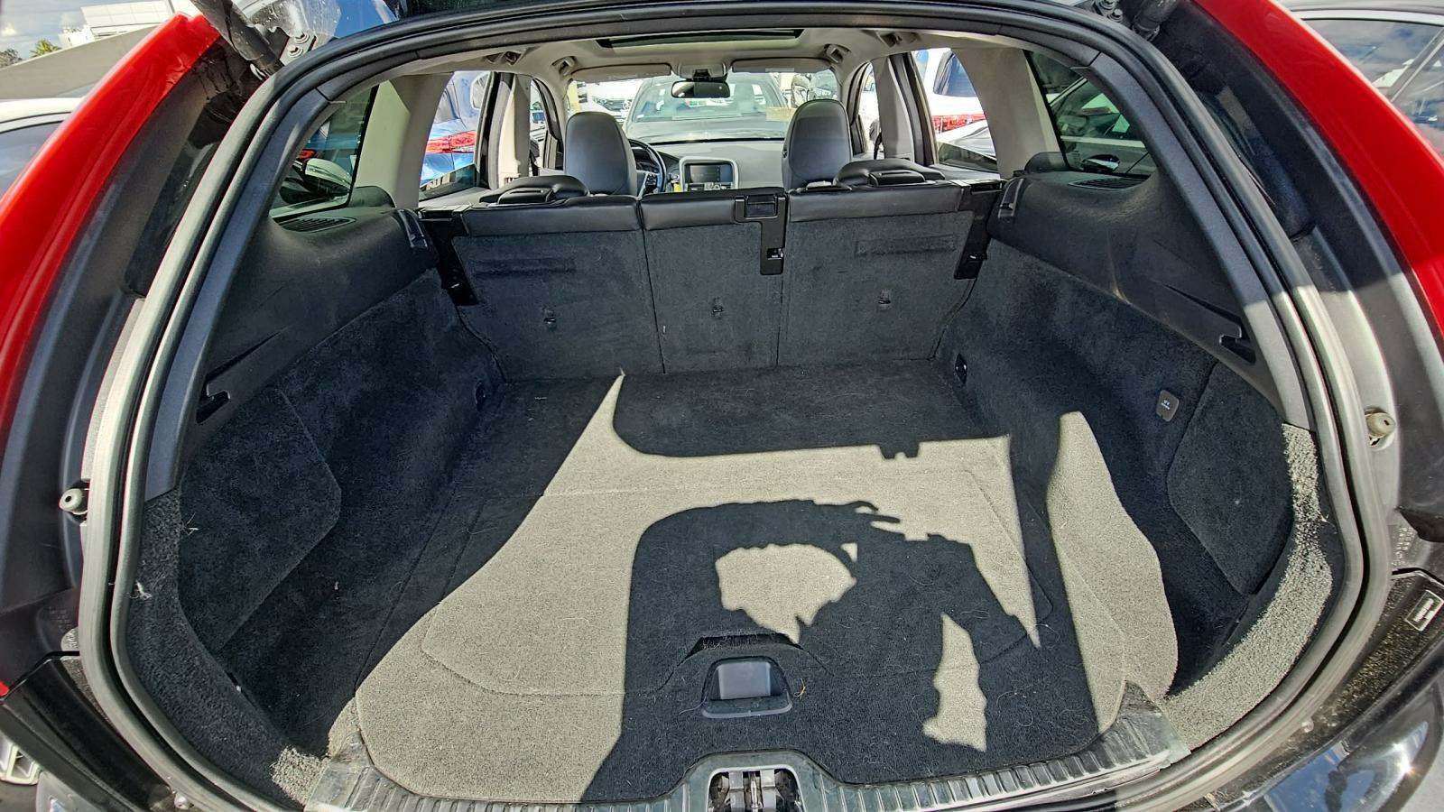 2015 Volvo XC60 T5 Drive-E Premier Plus FWD