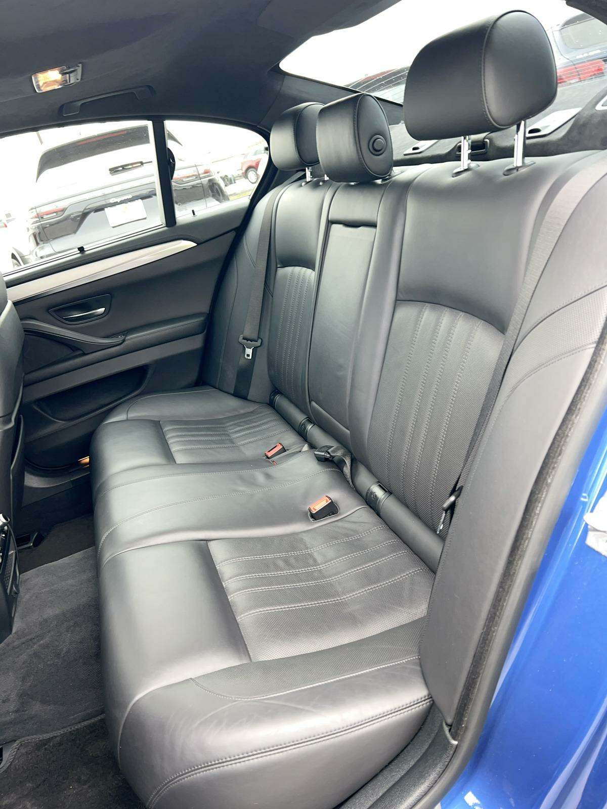 2016 BMW M5 Base RWD