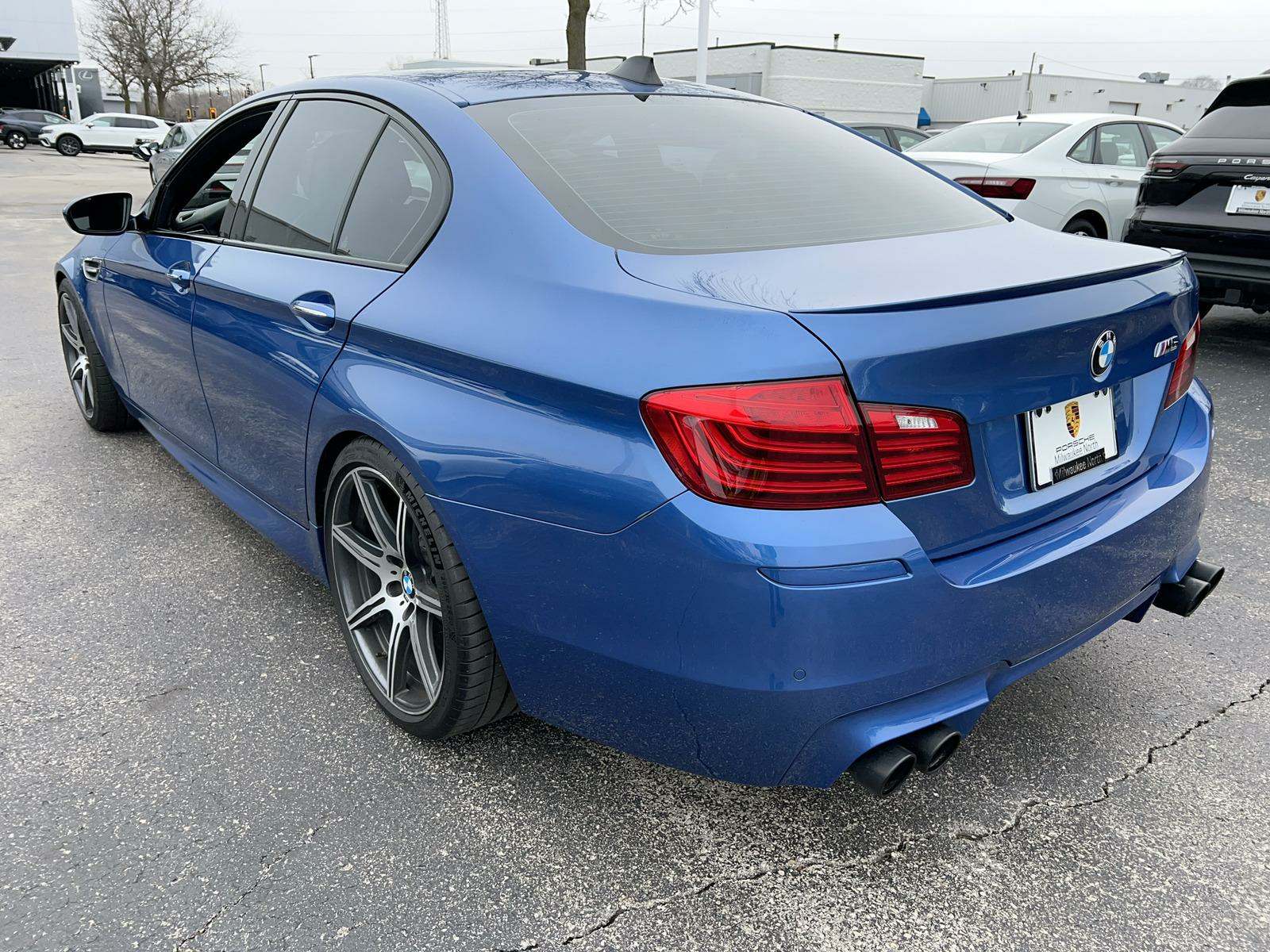 2016 BMW M5 Base RWD