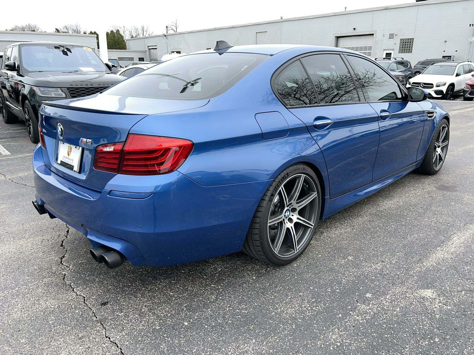 2016 BMW M5 Base RWD