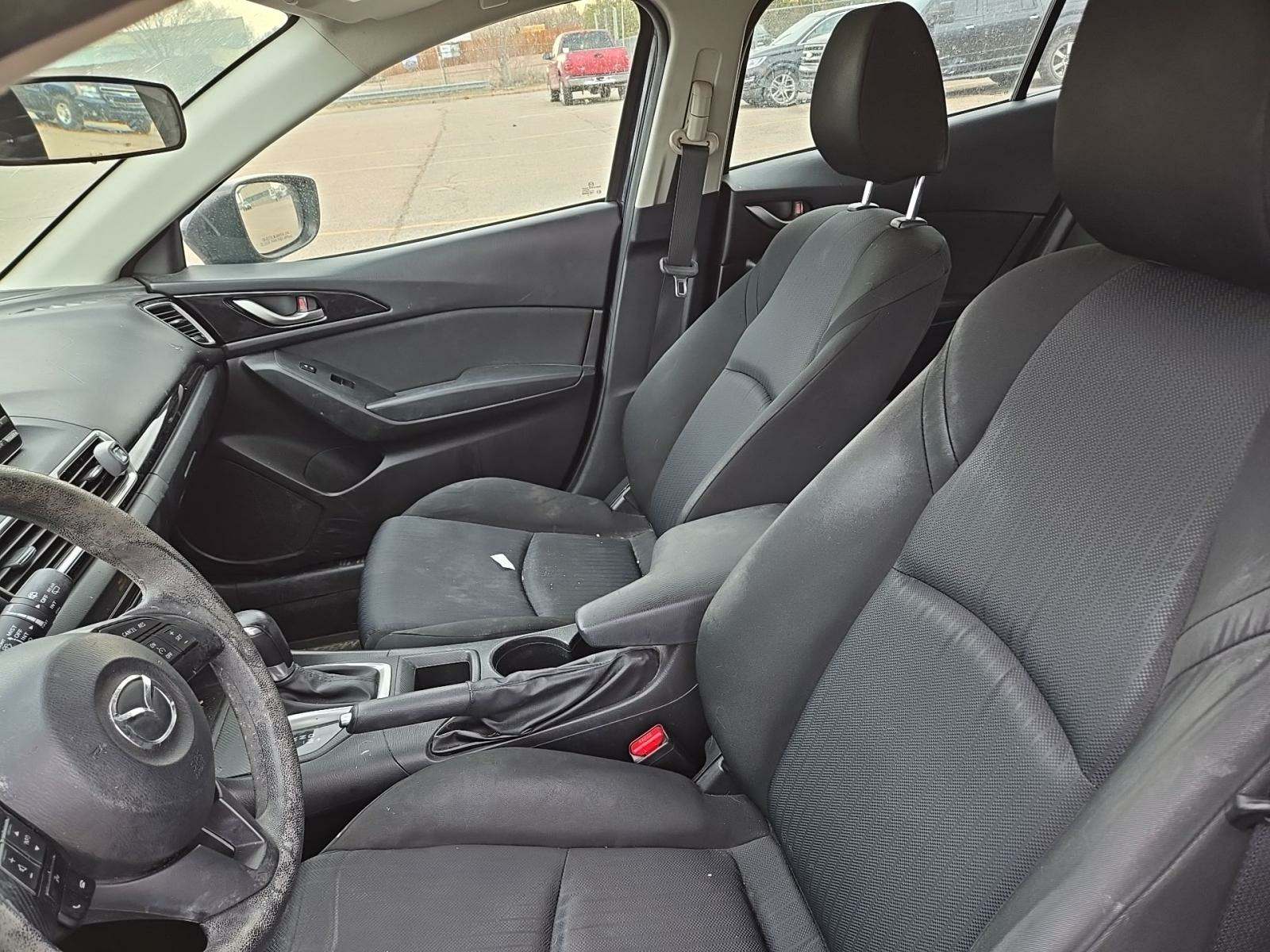 2014 MAZDA MAZDA3 i Sport FWD