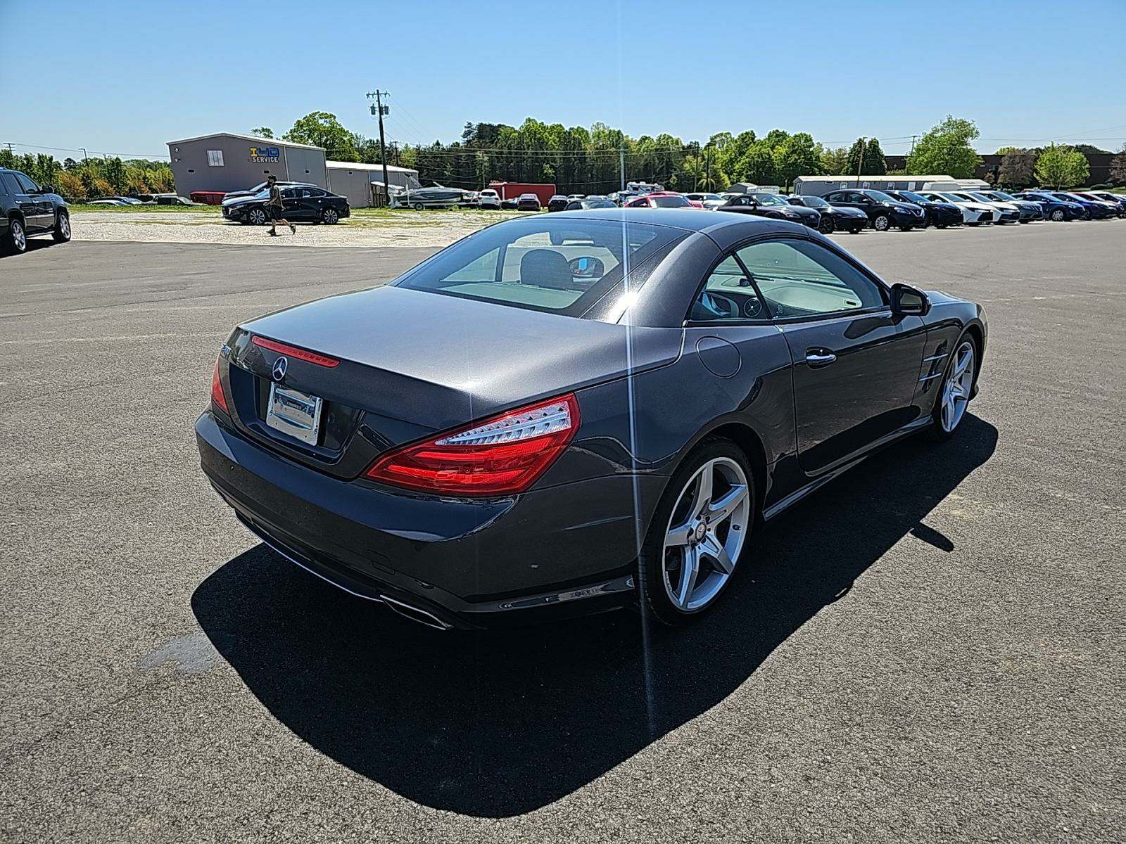 2015 Mercedes-Benz SL-Class SL 400 RWD