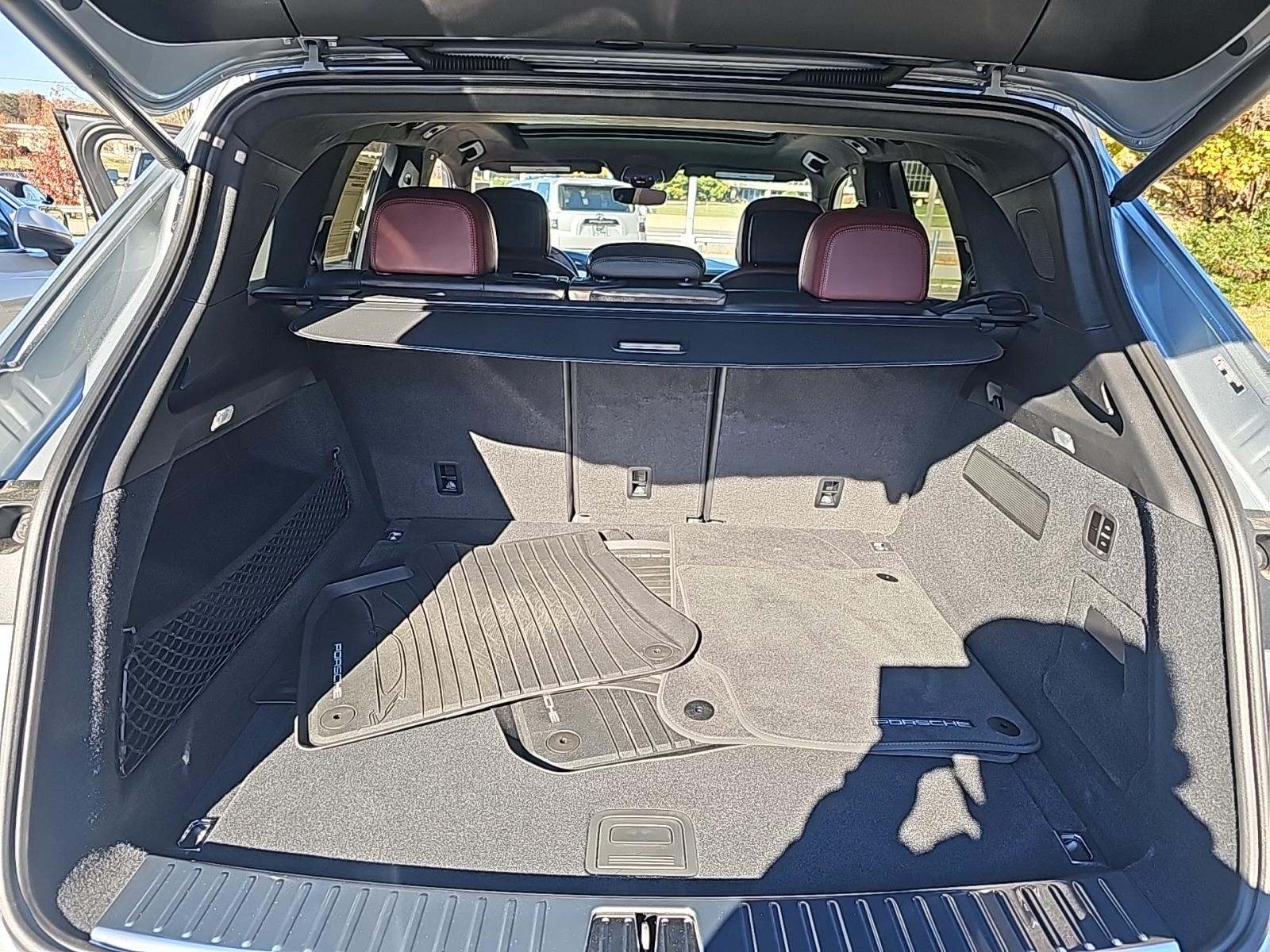 2025 Porsche Cayenne GTS AWD