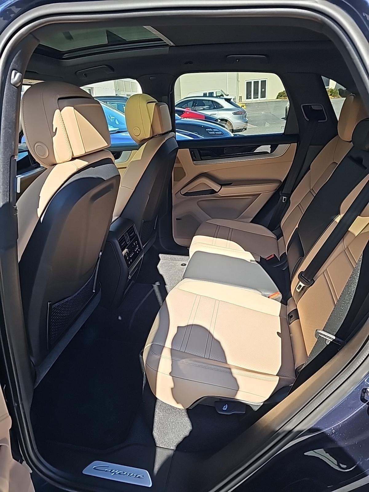 2025 Porsche Cayenne Base AWD