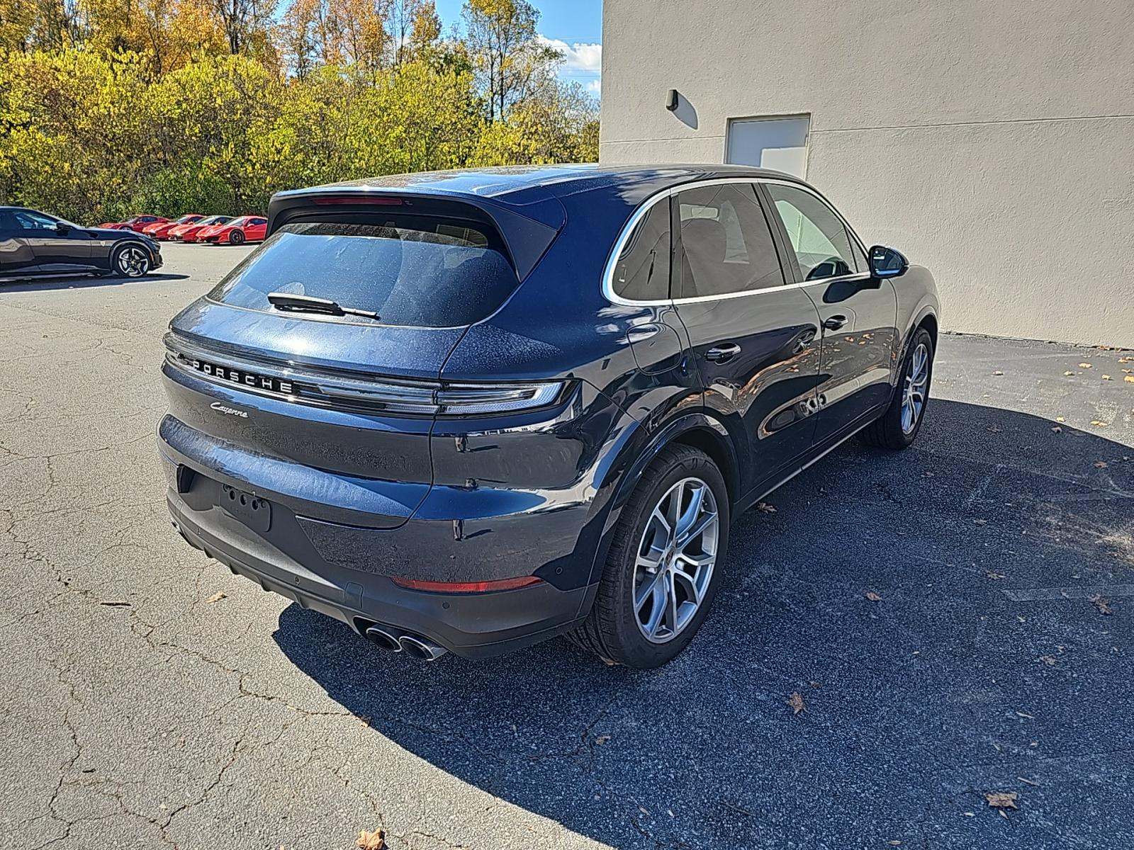 2025 Porsche Cayenne Base AWD