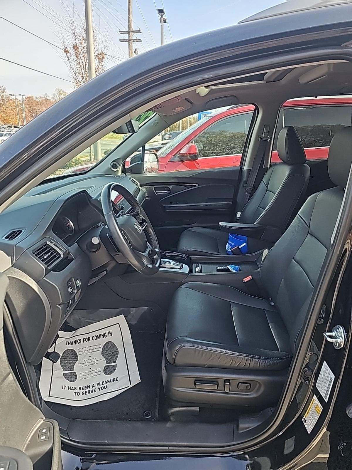 2022 Honda Pilot Touring FWD