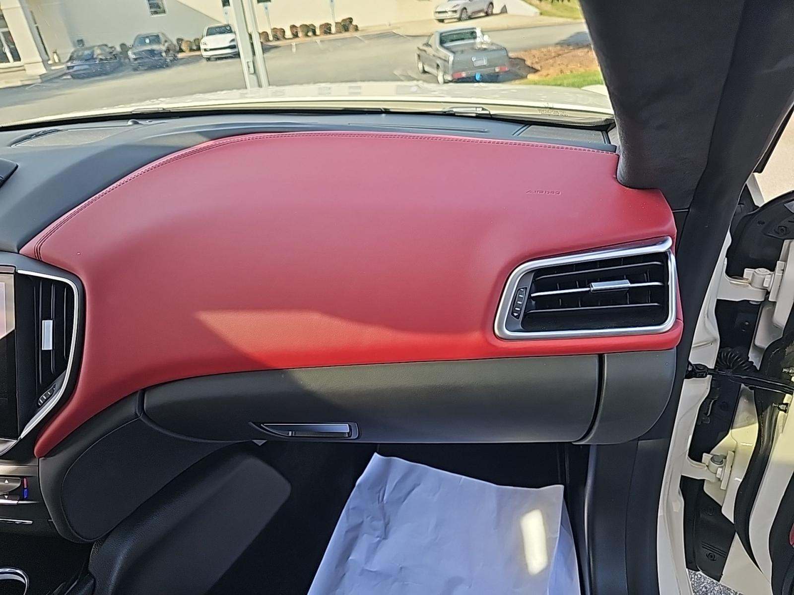 2022 Maserati Ghibli Modena Q4 AWD