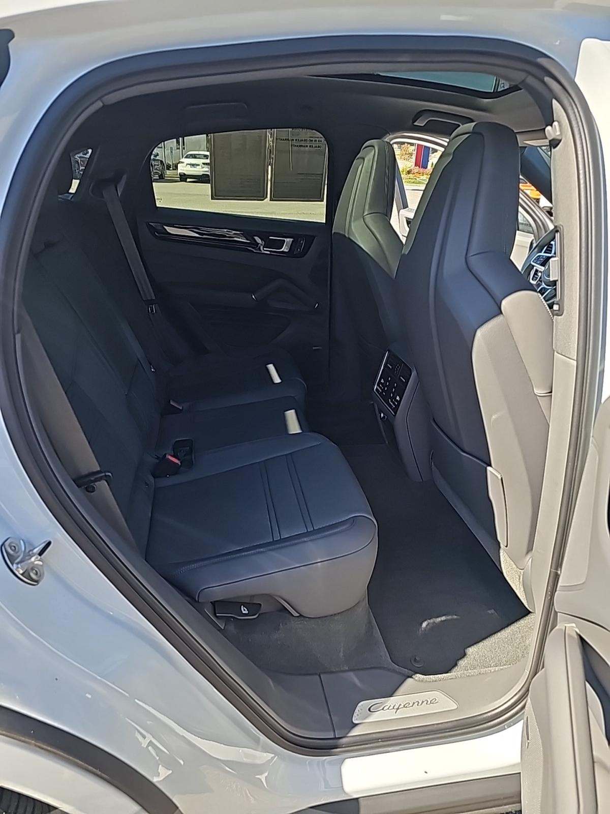 2023 Porsche Cayenne Base AWD