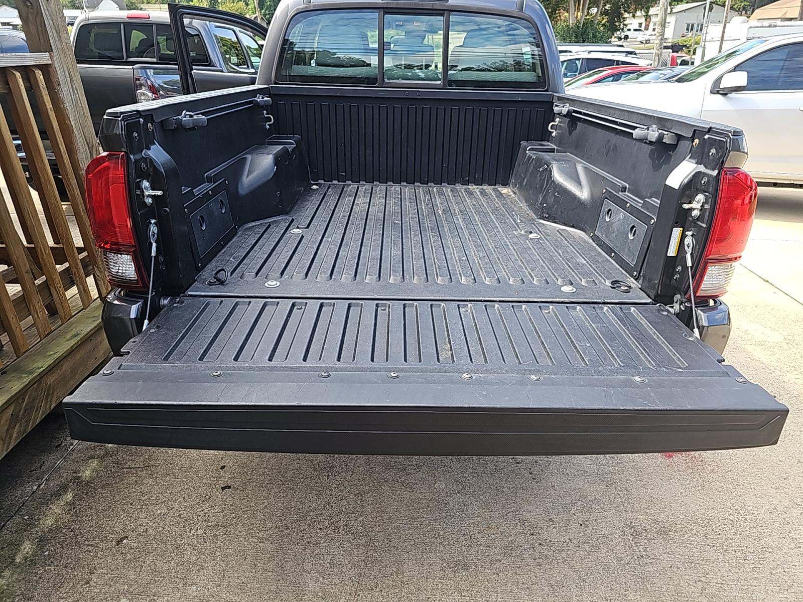 2018 Toyota Tacoma SR RWD