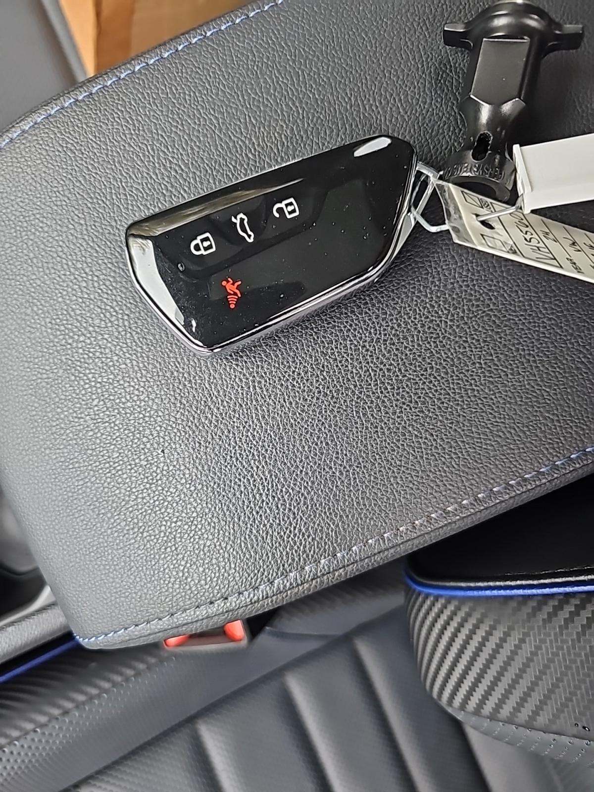 2024 Volkswagen Golf R AWD