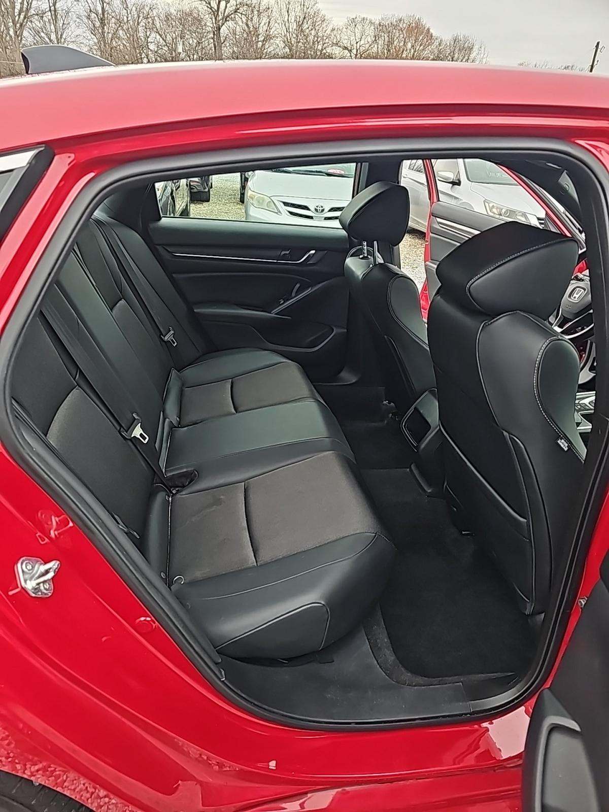 2022 Honda Accord Hybrid Sport FWD