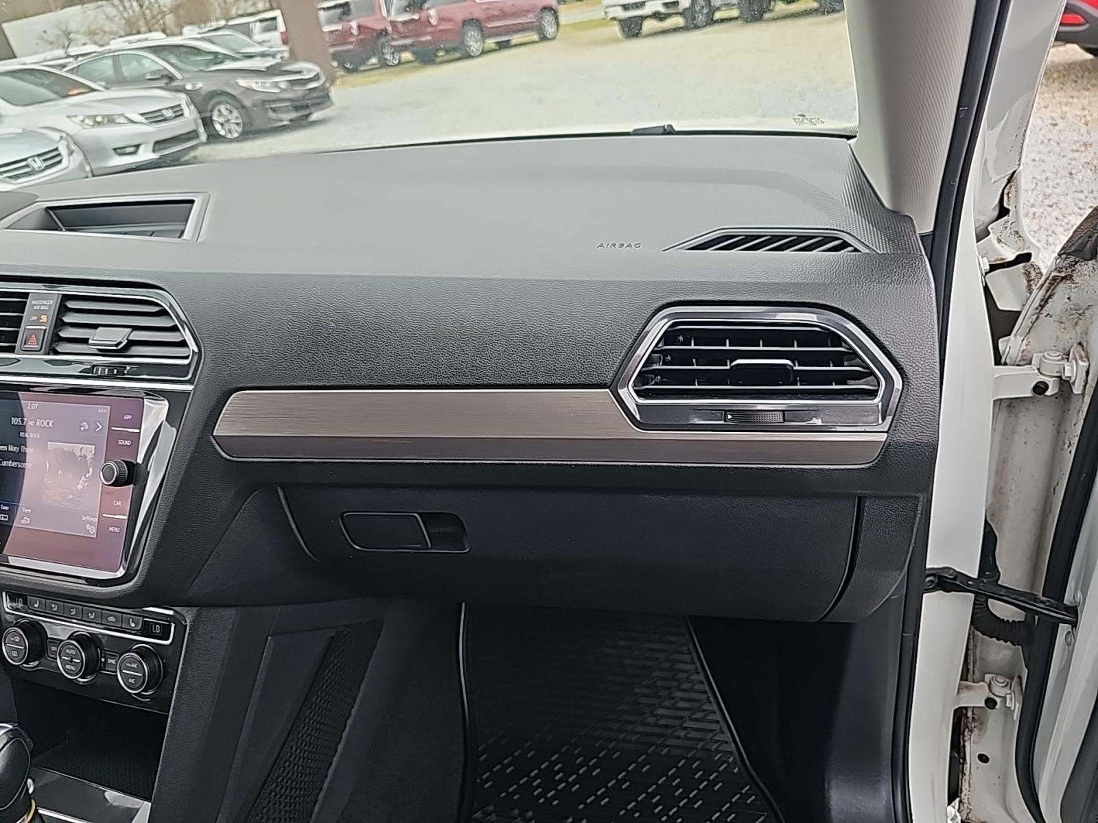 2018 Volkswagen Tiguan 2.0T SE FWD