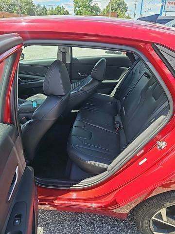 2024 Hyundai Elantra Limited FWD