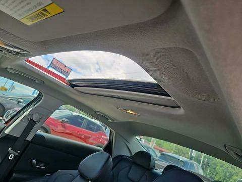 2024 Hyundai Elantra Limited FWD