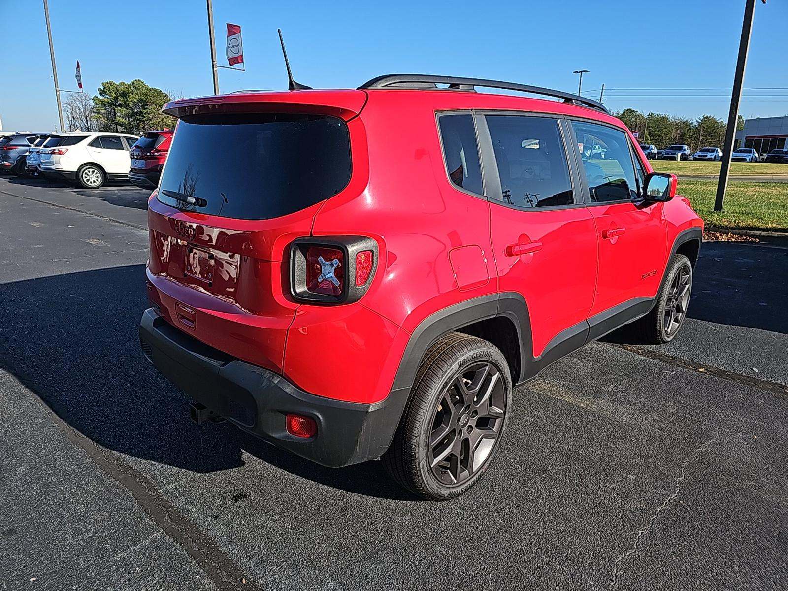 2022 Jeep Renegade Latitude Red Edition AWD