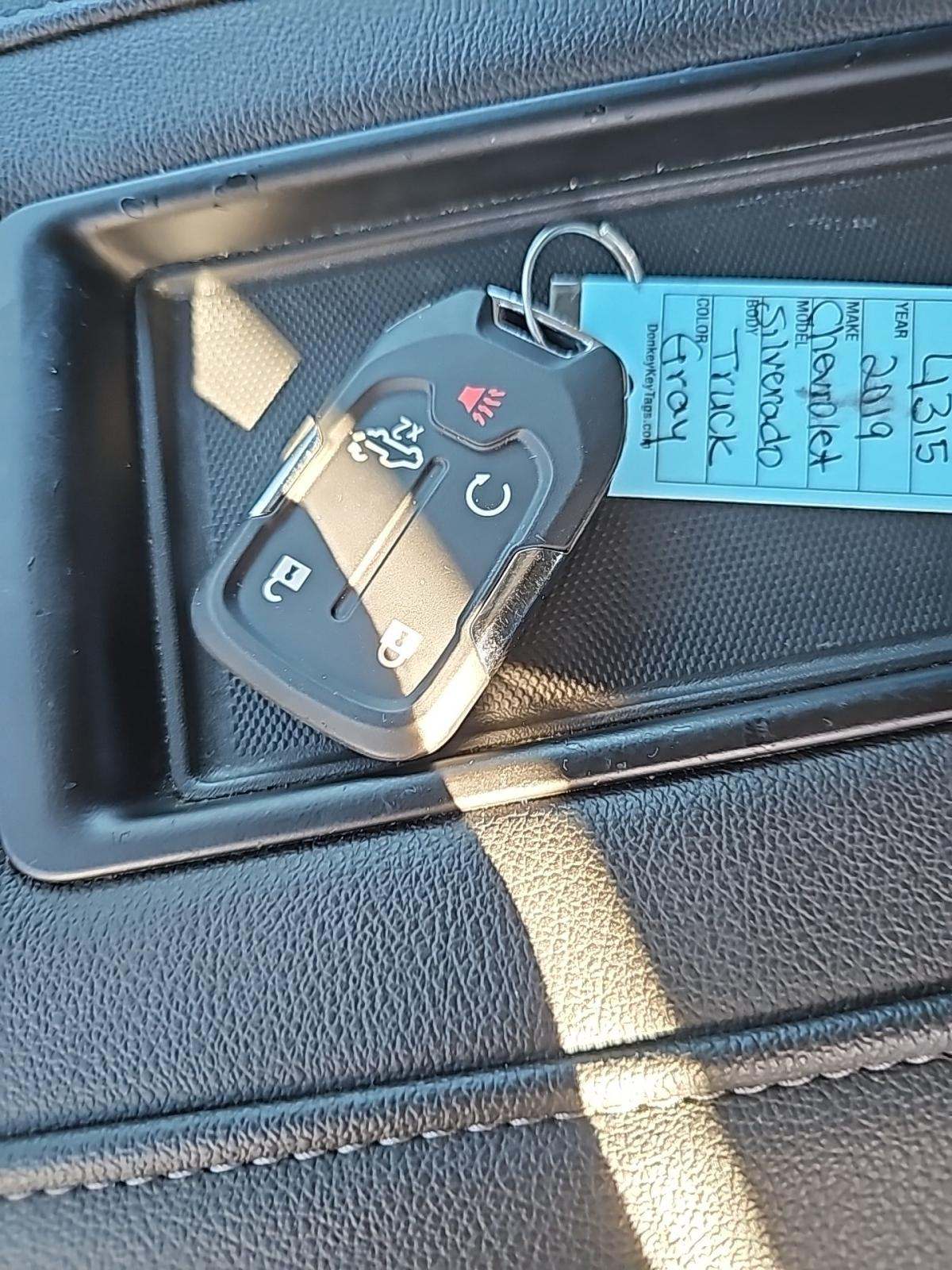 2019 Chevrolet Silverado 1500 RST AWD