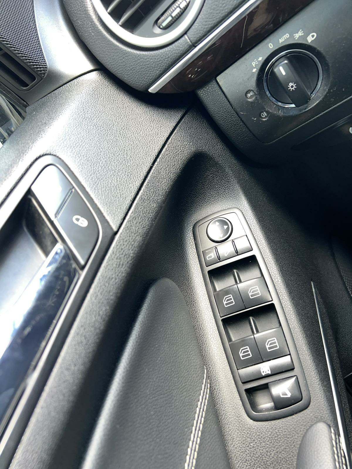 2010 Mercedes-Benz GL-Class GL 550 AWD