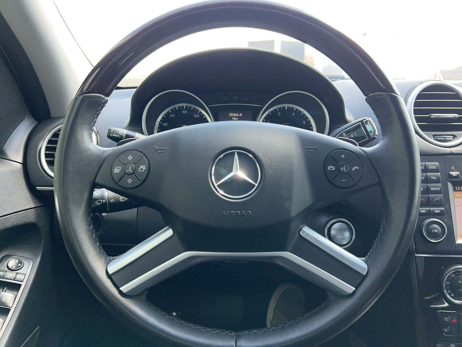 2010 Mercedes-Benz GL-Class GL 550 AWD